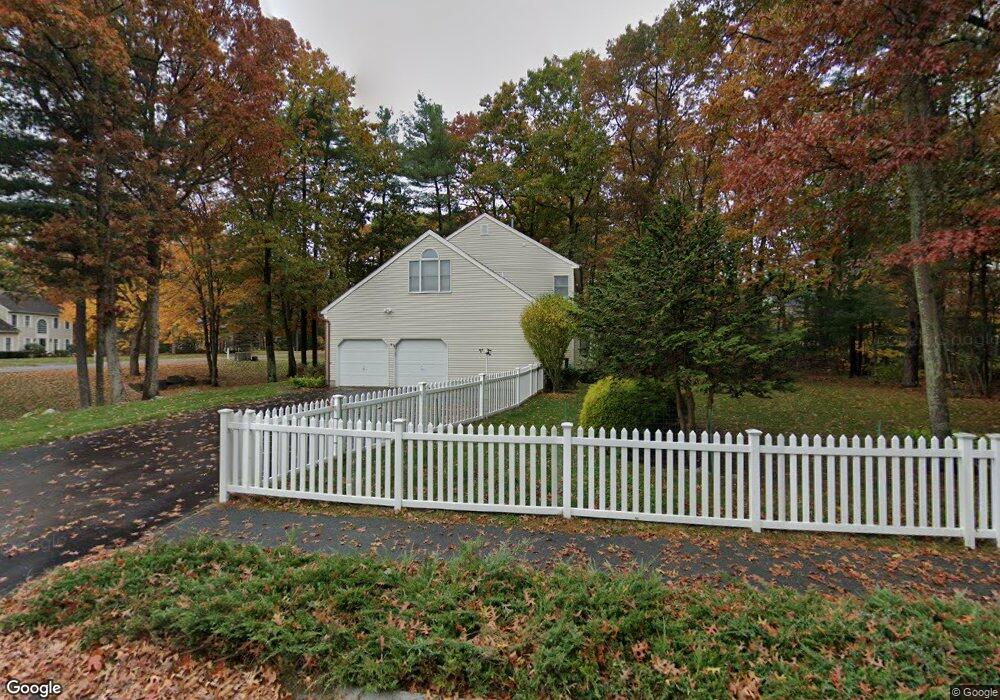 81 Charles River Dr, Franklin, MA 02038 - photo 1