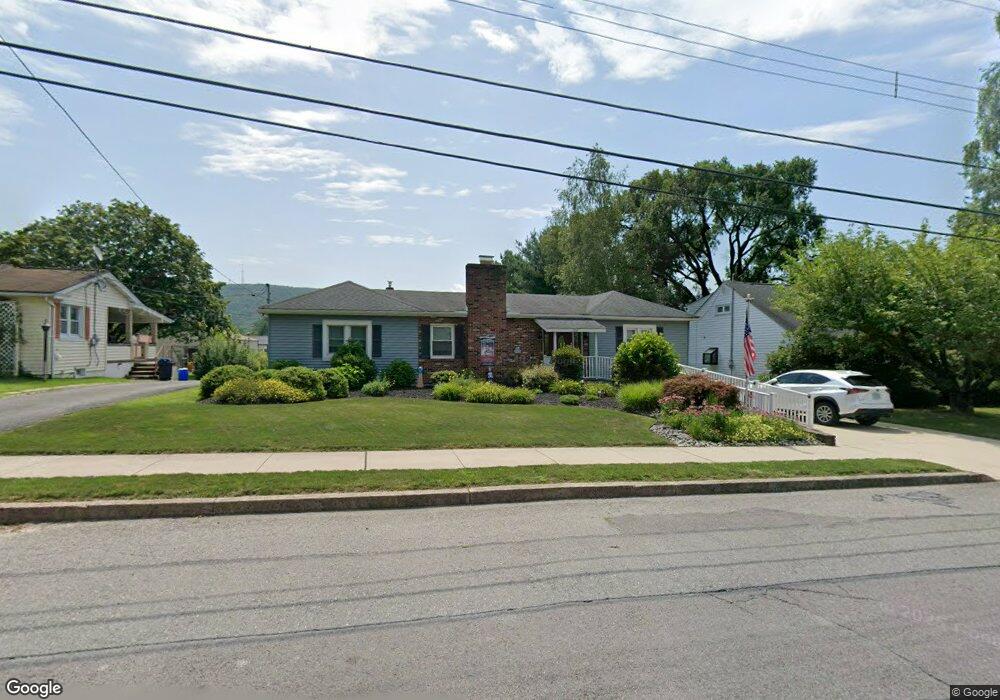 1216 Center St, Jim Thorpe, PA 18229 - photo 1