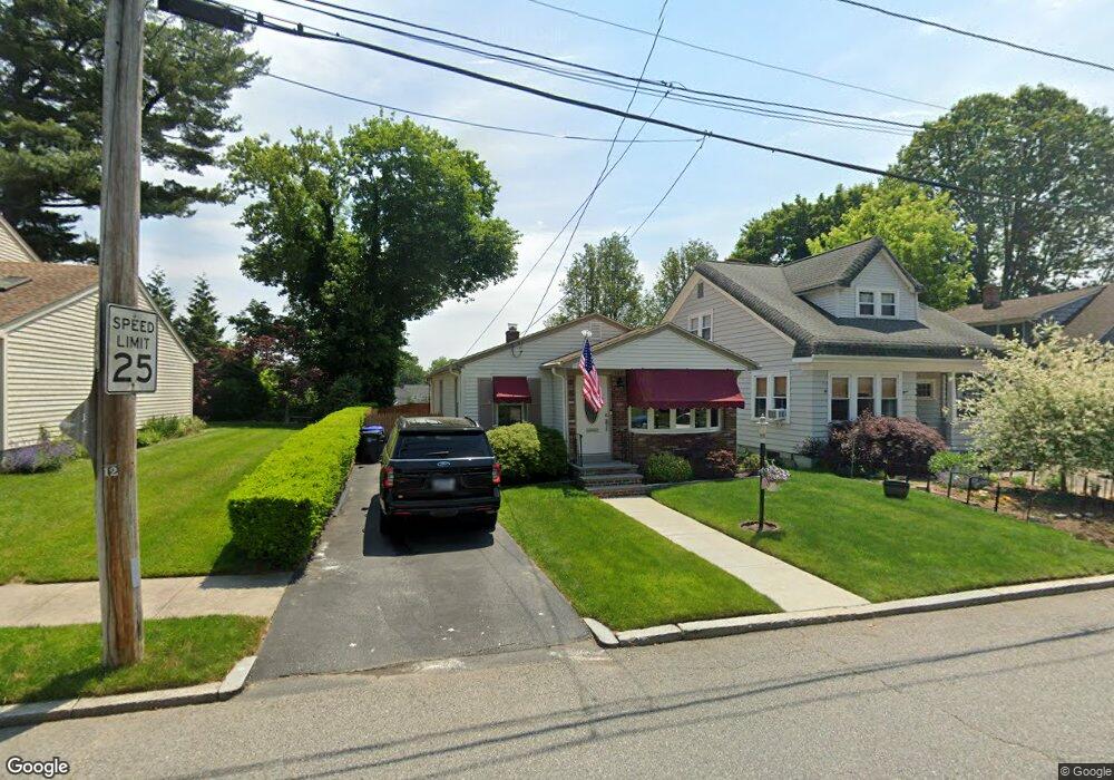 121 Longwood Ave, Providence, RI 02908 - photo 1