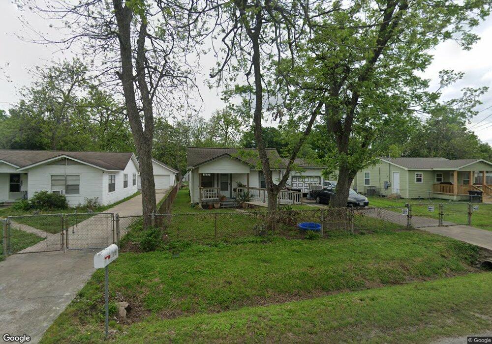 1823 Wellington St, Houston, TX 77093 - photo 1