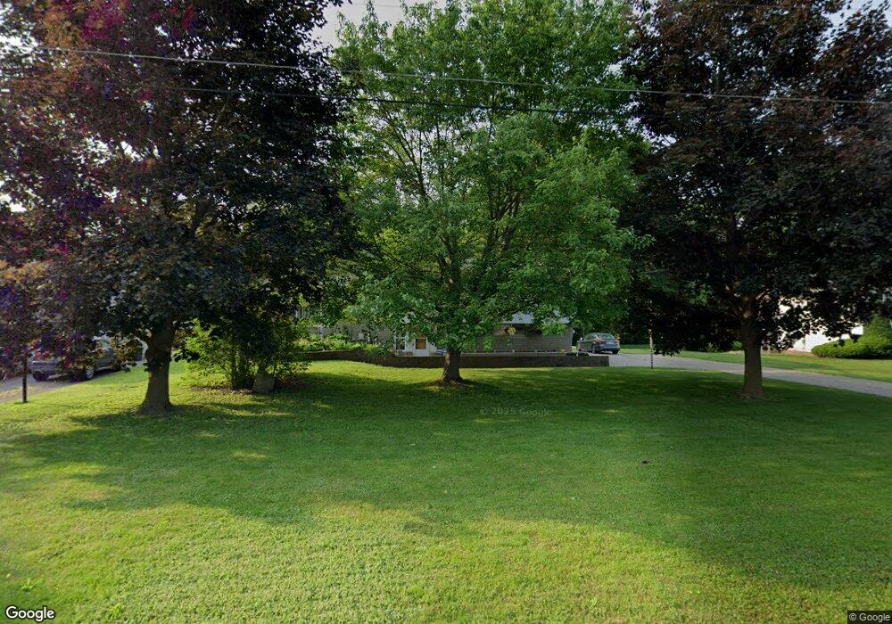 4444 S Hillcrest Cir, Flint, MI 48506 - photo 1