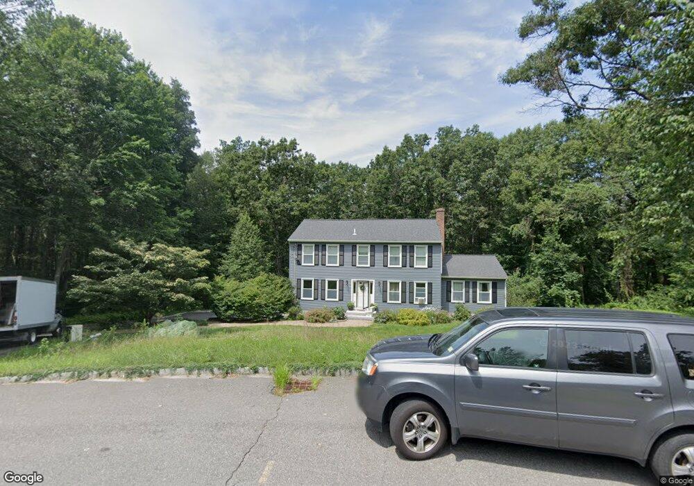 11 Heritage Ln, Derry, NH 03038 - photo 1