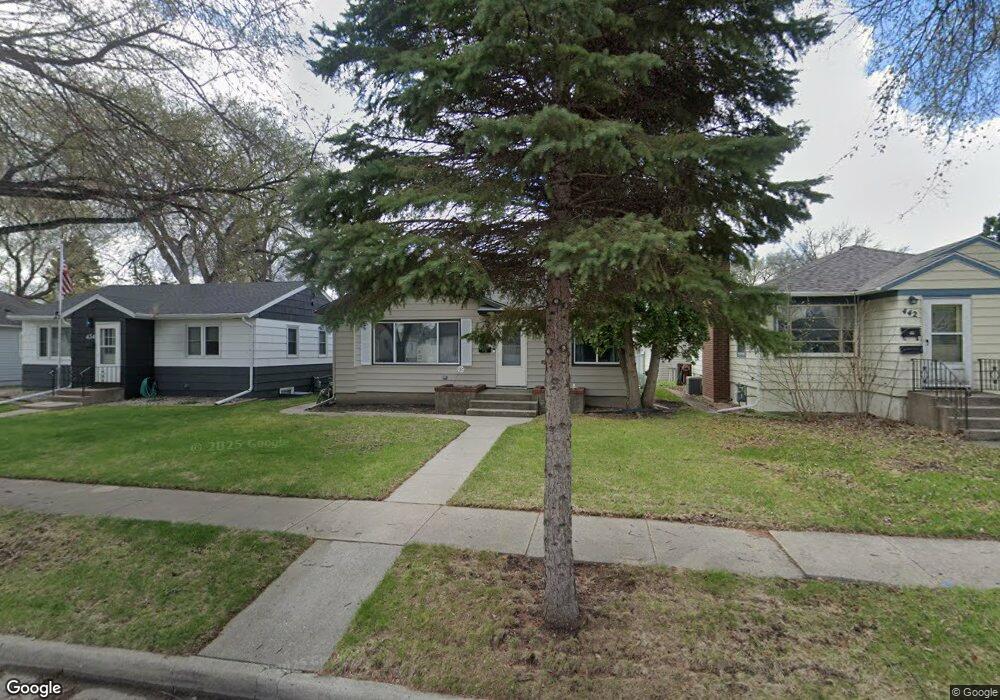 438 Elmwood Ave S, Fargo, ND 58103 - photo 1