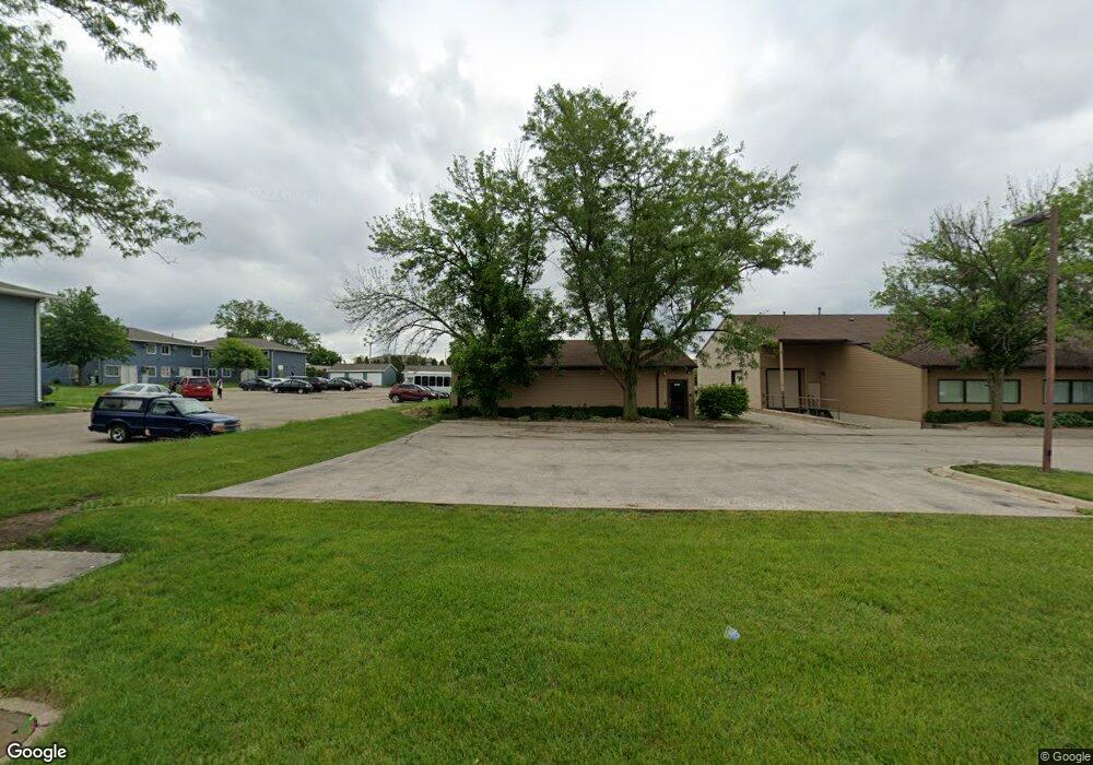 4029 21st Ave SW, Cedar Rapids, IA 52404 - photo 1