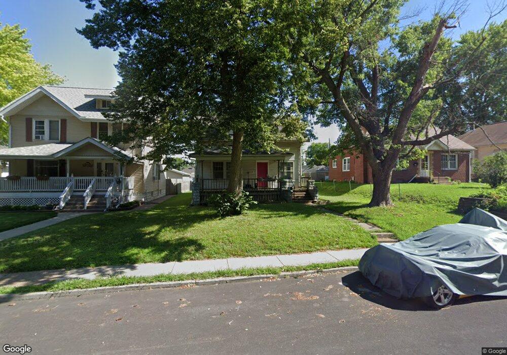 1640 W 12th St, Davenport, IA 52804 - photo 1