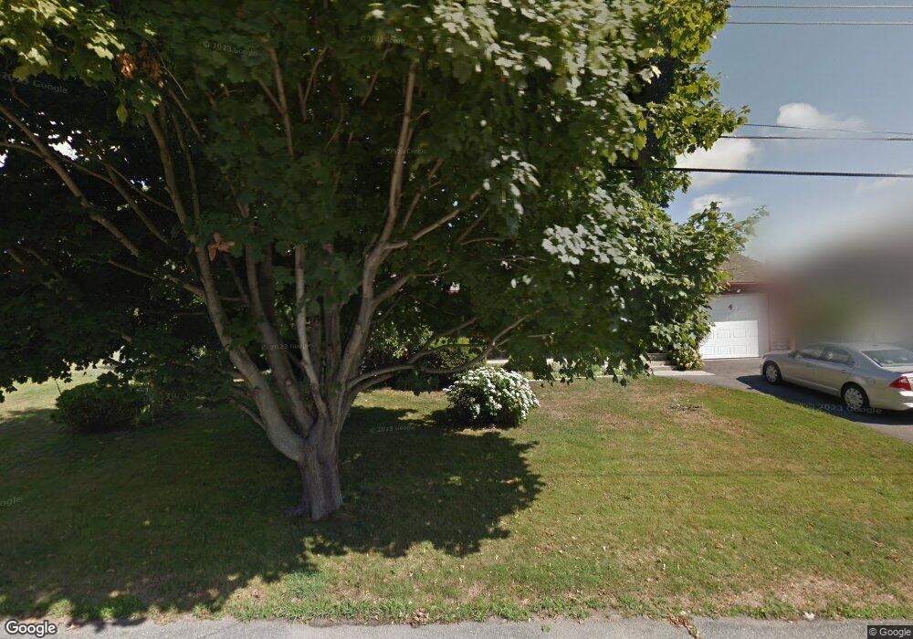 477 E Main Rd, Middletown, RI 02842 - photo 1