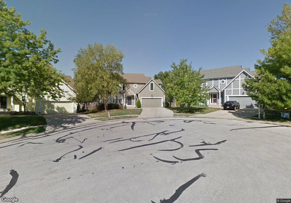 4710 Noreston St, Shawnee, KS 66226 - photo 1