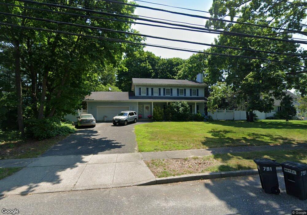 791 Sylvan Ave, Bayport, NY 11705 - photo 1