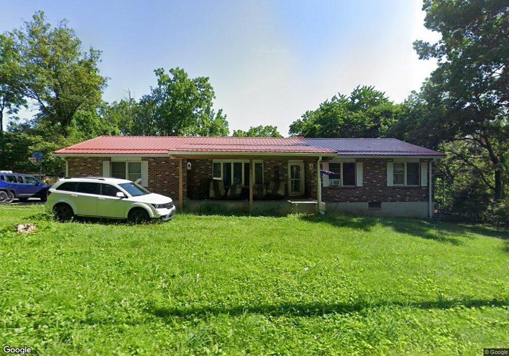 5978 Emmaus Rd, Emmaus, PA 18049 - photo 1