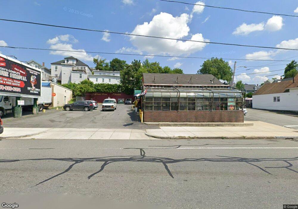 657 Bridge St, Lowell, MA 01850 - photo 1