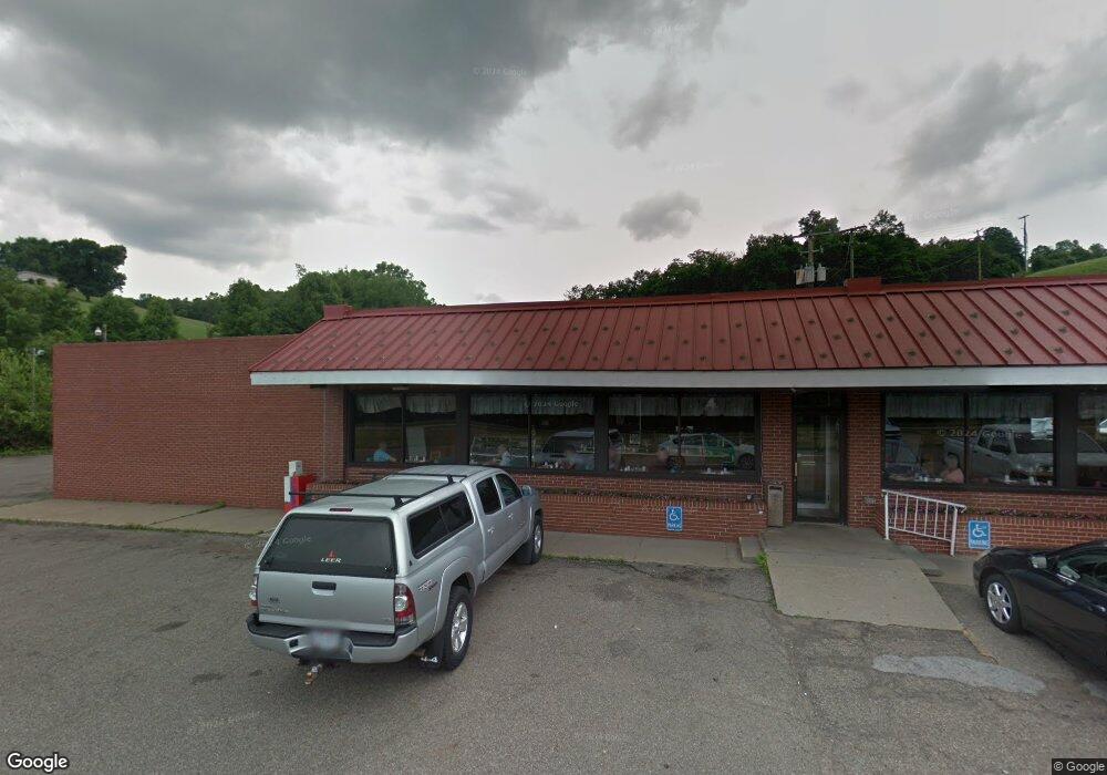 585 S Whitewoman St, Coshocton, OH 43812 - photo 1