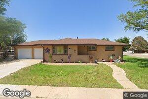 1002 Edward St, Lakin, KS 67860
