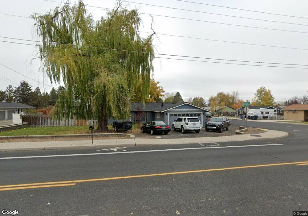 492 SW 27th St, Redmond, OR 97756 - photo 1