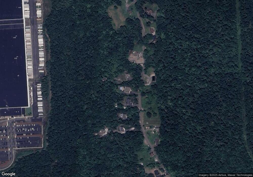 607 Langans Rd, Pittston, PA 18640 - photo 1