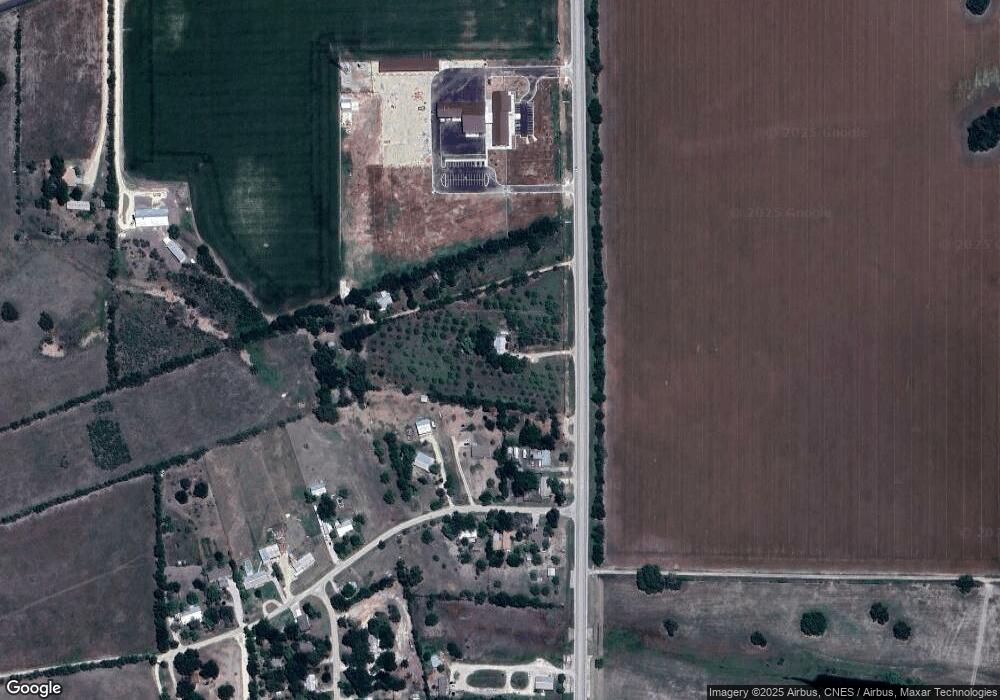 555 State Highway 173 N, Hondo, TX 78861 - photo 1