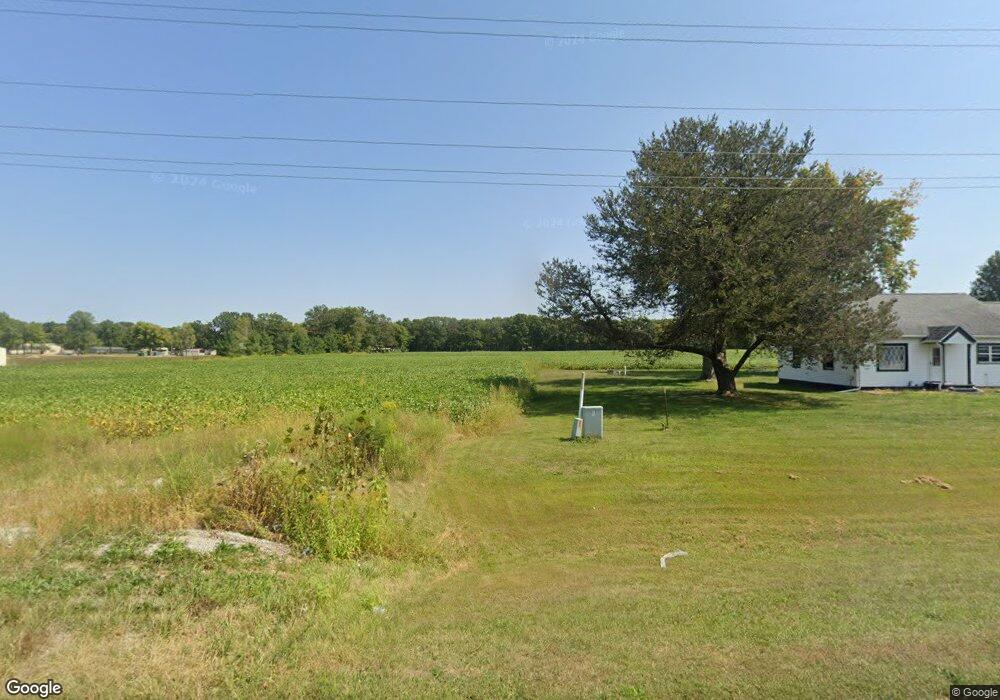 8692 N Us Highway 45, Effingham, IL 62401 - photo 1