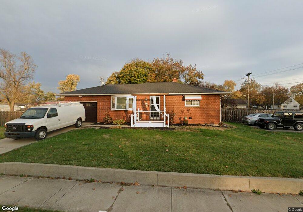 712 Demorest Rd, Columbus, OH 43204 - photo 1