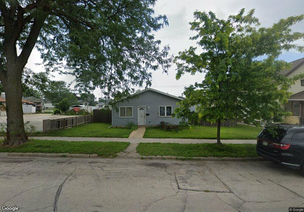 220 16th Ave SW, Cedar Rapids, IA 52404 - photo 1