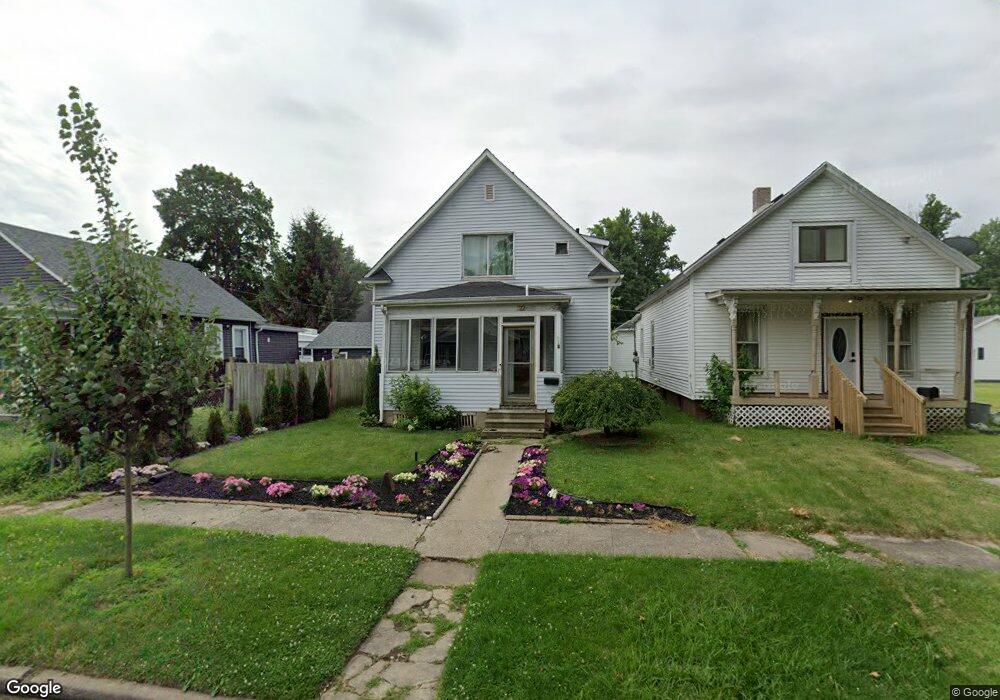 322 E Maple Ave, La Porte, IN 46350 - photo 1