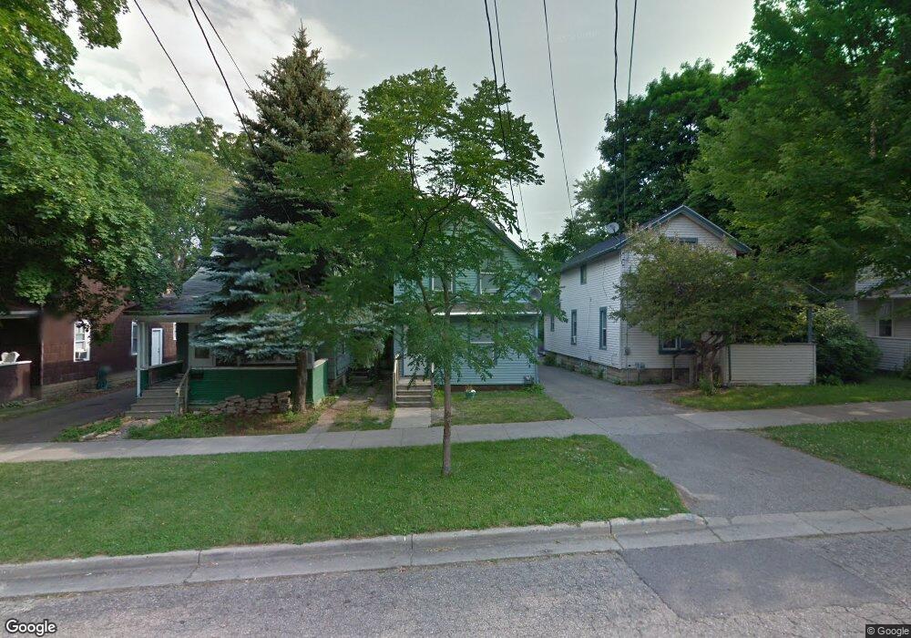 718 W Lapeer St, Lansing, MI 48915 - photo 1