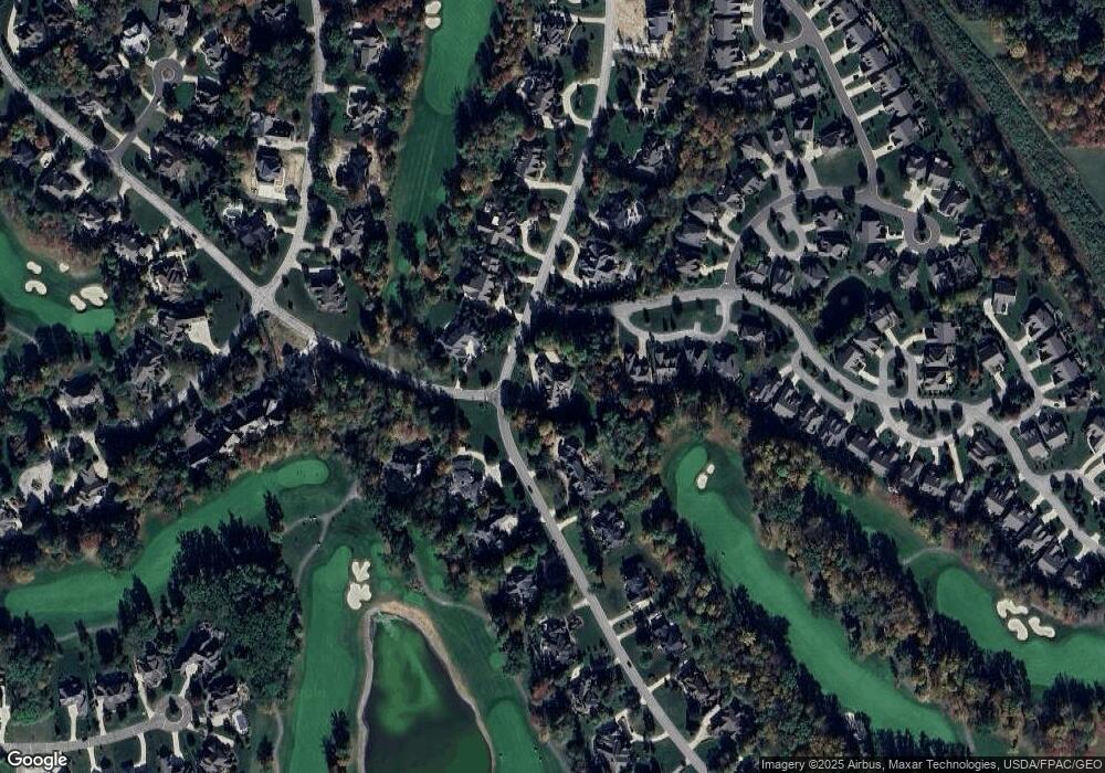 530 Club Dr, Aurora, OH 44202 - photo 1