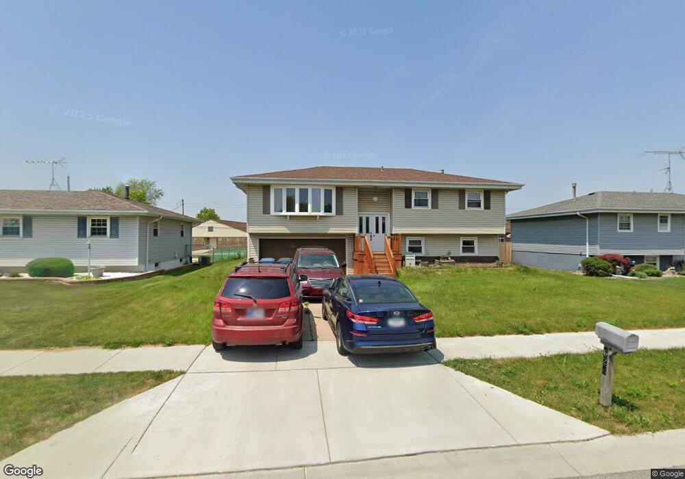 626 Pierce Ave, Dyer, IN 46311 - photo 1