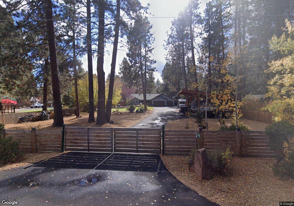 19435 Comanche Cir, Bend, OR 97702 - photo 1