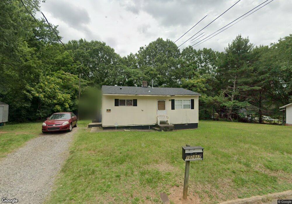 1017 4th St, Statesville, NC 28677 - photo 1