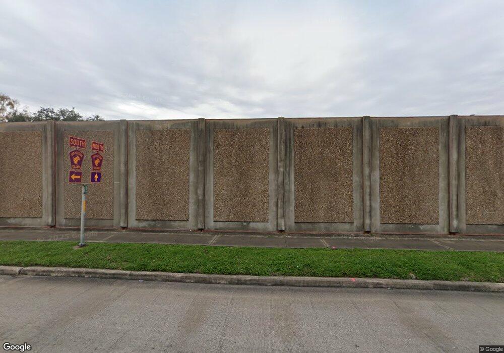 1593 W Sam Houston Pkwy S, Houston, TX 77042 - photo 1