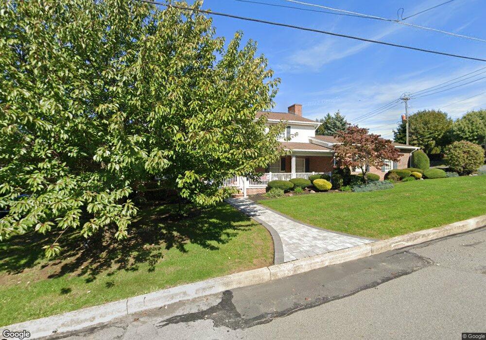 220 Penn Ave, Dupont, PA 18641 - photo 1