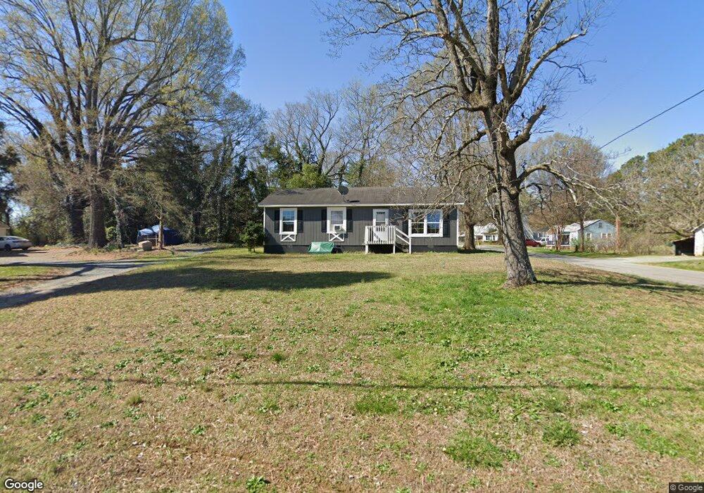 415 N Dogwood Ave, Siler City, NC 27344 - photo 1