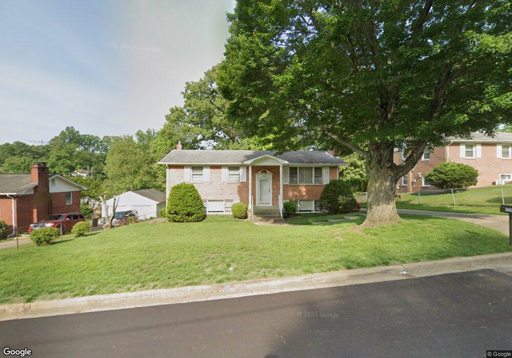 9009 Pinehurst Dr, Fort Washington, MD 20744 - photo 1