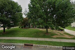 20 Margaret Dr, Somerset, NJ 08873