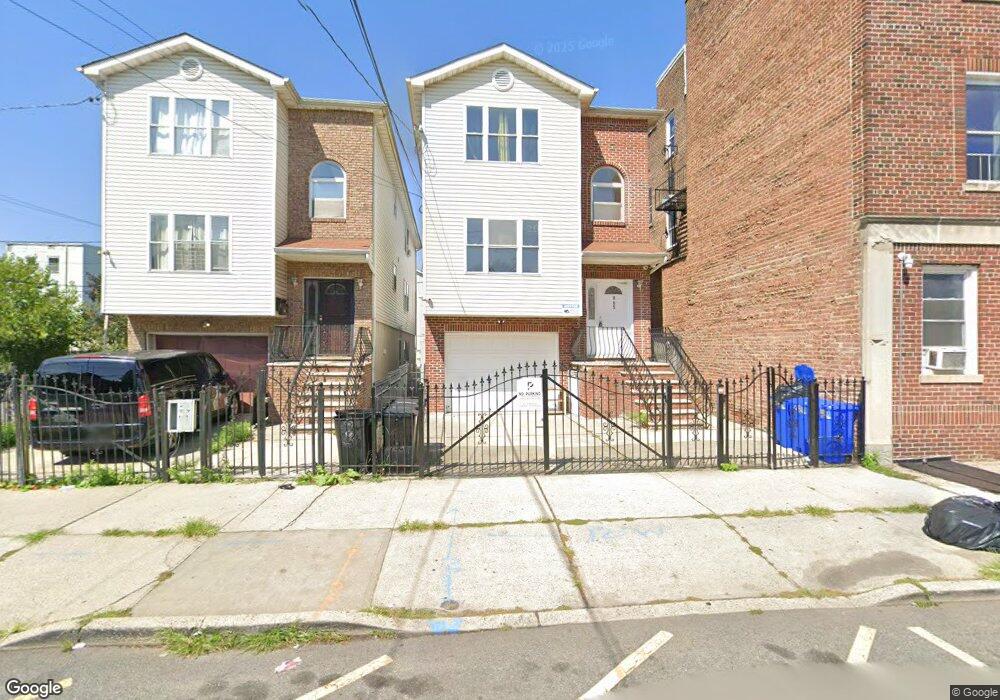 905 Bergen St unit 2, Newark, NJ 07112 - photo 1