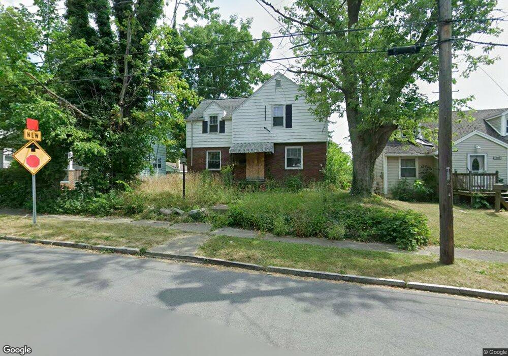 3915 Bell St, Niagara Falls, NY 14305 - photo 1