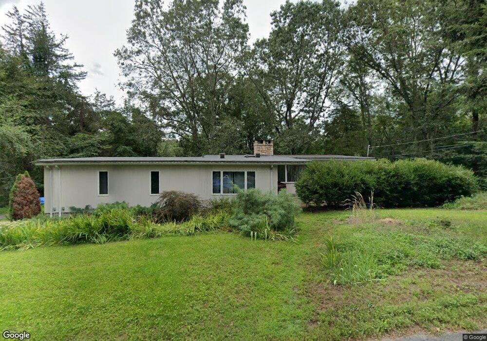 51 Ash Swamp Rd, Woodbury, CT 06798 - photo 1