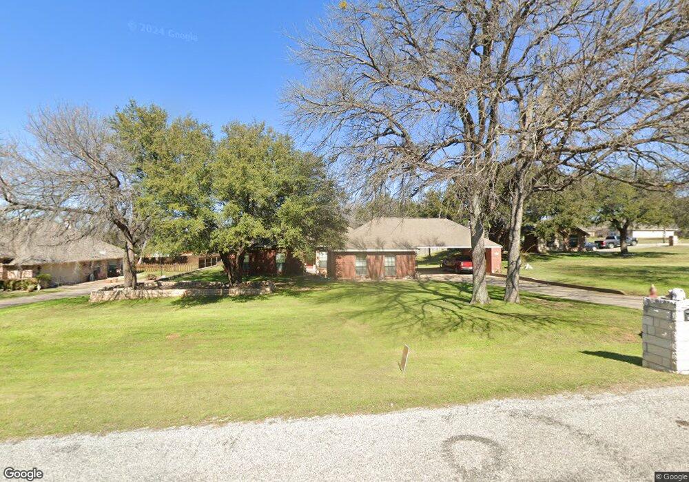 202 Aqua Vista Dr, Granbury, TX 76049 - photo 1