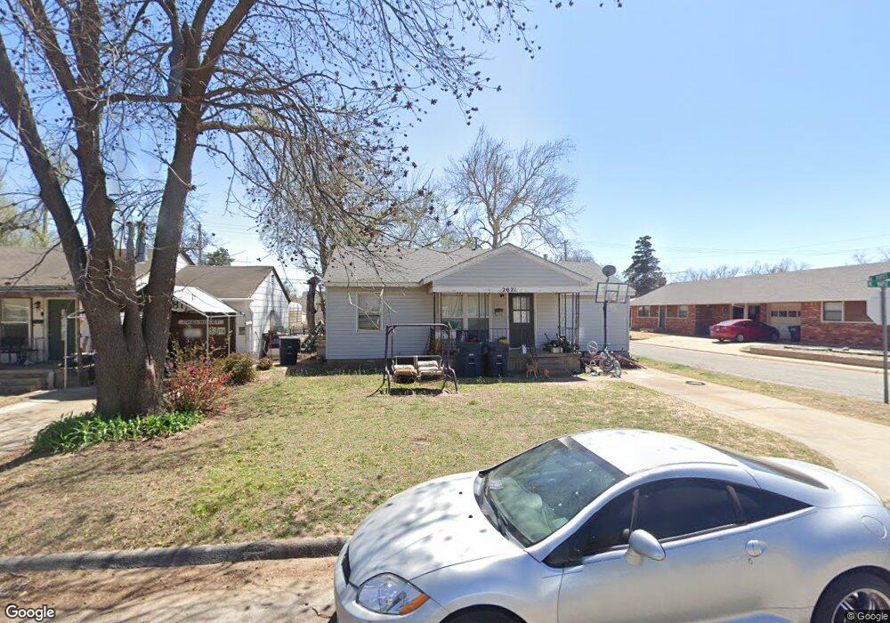 2021 W Maple Ave, Enid, OK 73703 - photo 1