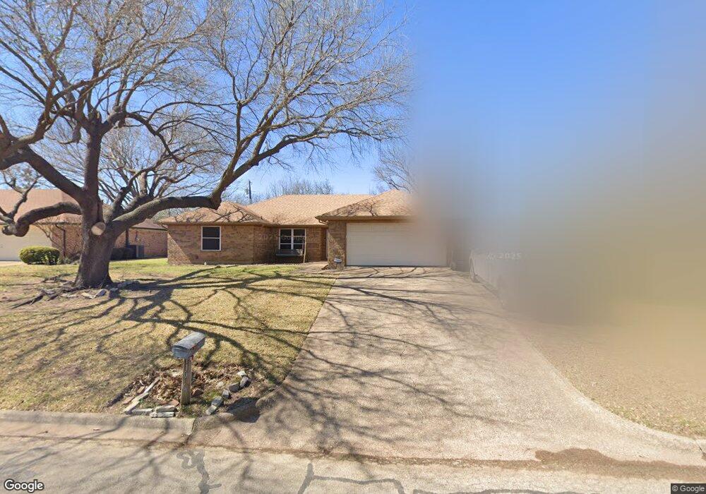 1106 Stonelake Dr, Cleburne, TX 76033 - photo 1