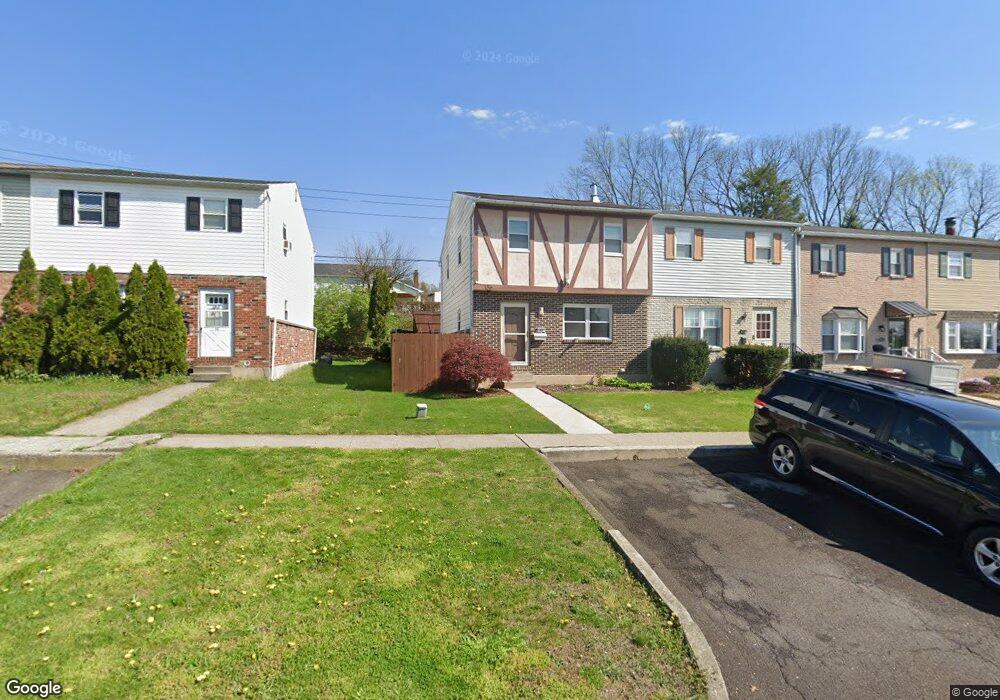 33 Madison Ln, Whitehall, PA 18052 - photo 1