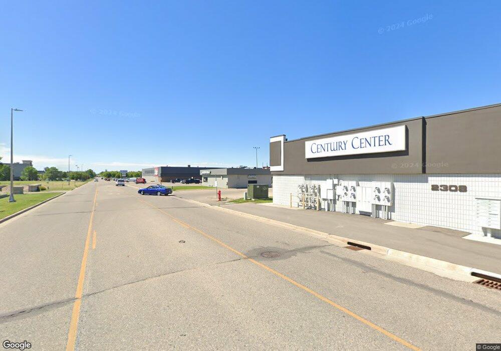 2310 S Broadway St, Alexandria, MN 56308 - photo 1