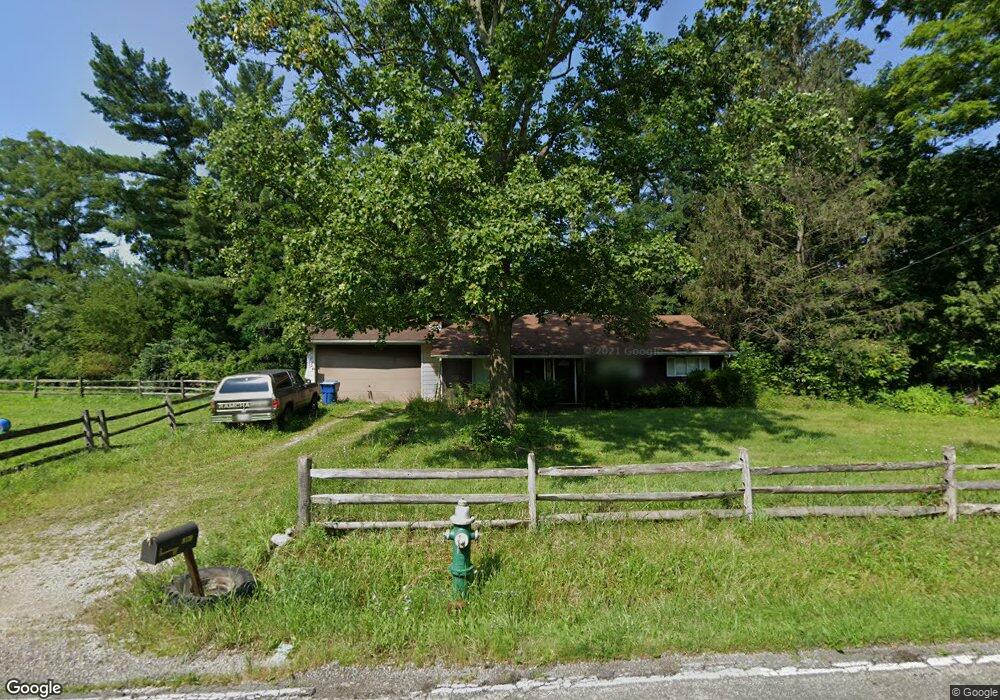 7370 Lewis Rd, Olmsted Township, OH 44138 - photo 1