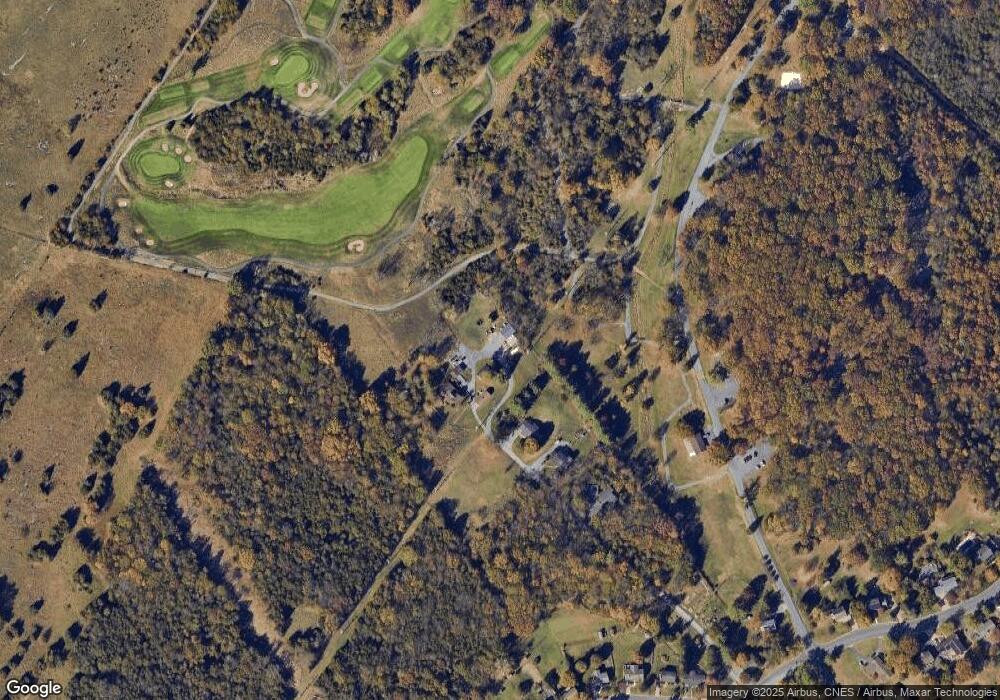 1215 S Dogwood Dr, Harrisonburg, VA 22801 - photo 1