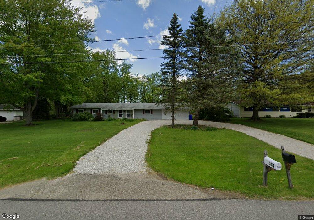 544 Robinhood Dr, Aurora, OH 44202 - photo 1