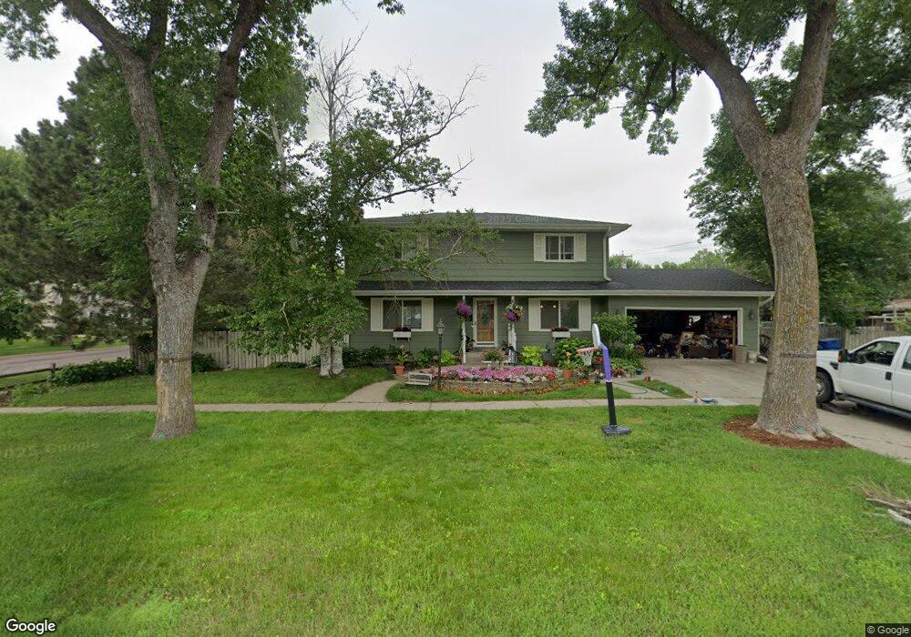 2702 Elm St N, Fargo, ND 58102 - photo 1