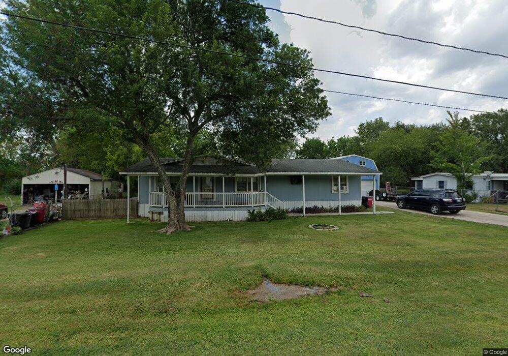 4901 Wendy Ln, Pearland, TX 77584 - photo 1