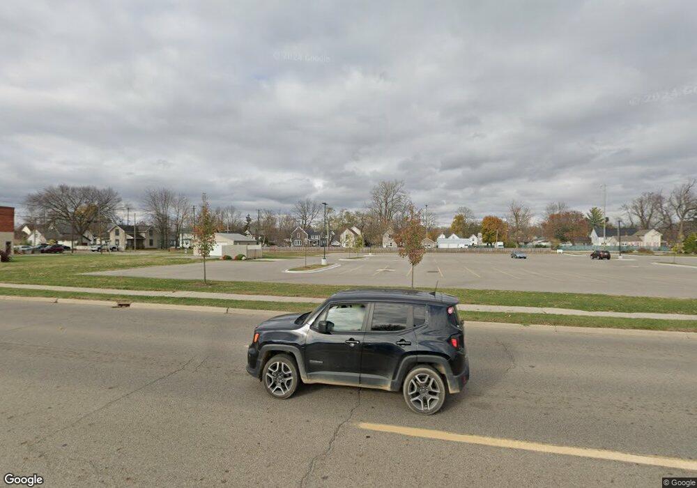 802 W Main St, Owosso, MI 48867 - photo 1