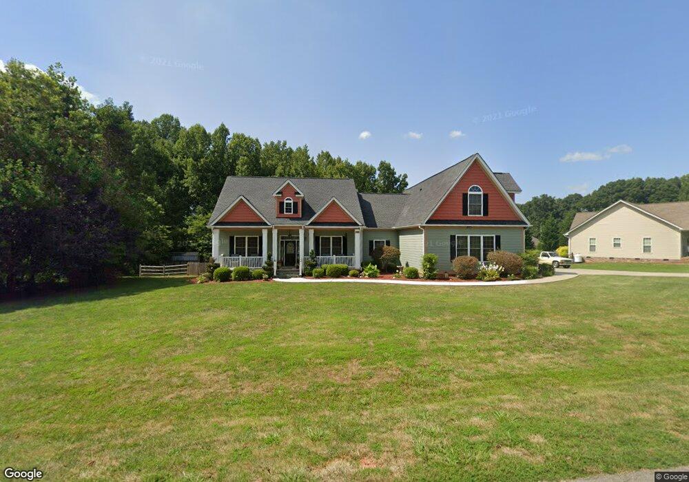 120 Sandalwood Ln, Statesville, NC 28625 - photo 1