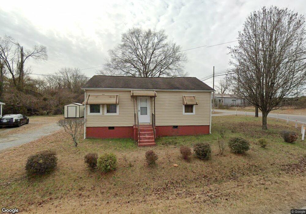 5 W 11th St, Weldon, NC 27890 - photo 1