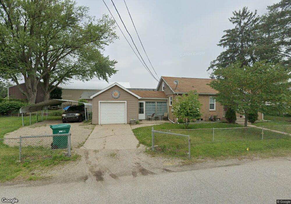 203 W Pendle St, South Bend, IN 46637 - photo 1